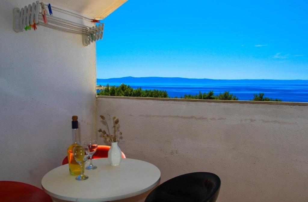 Apartments By The Sea Makarska - 15200 Bagian luar foto